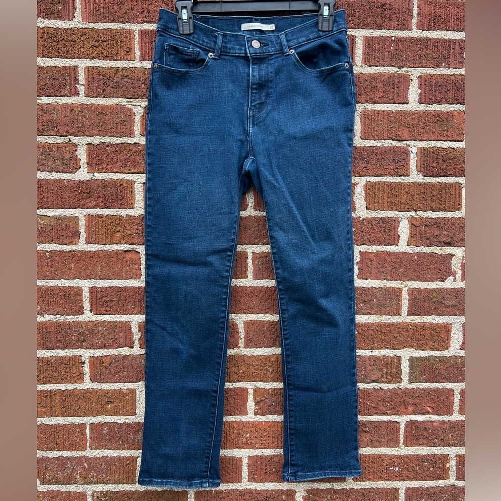 Levi Strauss Levi’s Women’s Blue Jeans Classic Straight Leg Size 28